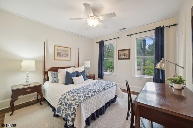 40 Highland Ave, Millburn Twp., NJ 07078