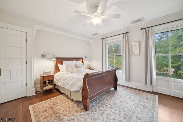 40 Highland Ave, Millburn Twp., NJ 07078