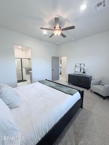 212 FARNBOROUGH Street, El Paso, TX 79928