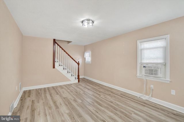 1229 W POPLAR ST, York, PA 17404
