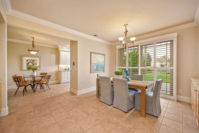 7688 Marina Cove Dr, Sacramento, CA 95831