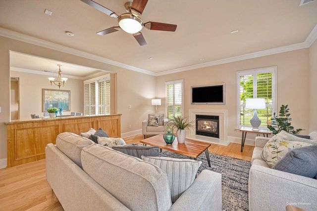 7688 Marina Cove Dr, Sacramento, CA 95831