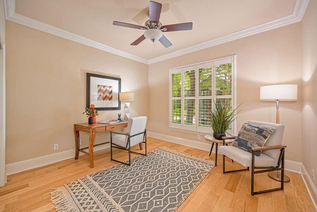 7688 Marina Cove Dr, Sacramento, CA 95831