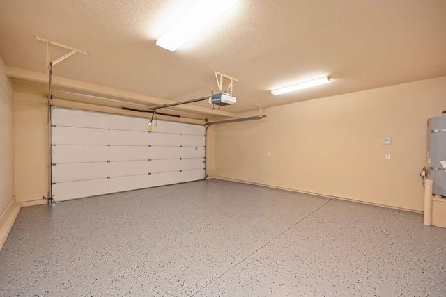 7688 Marina Cove Dr, Sacramento, CA 95831