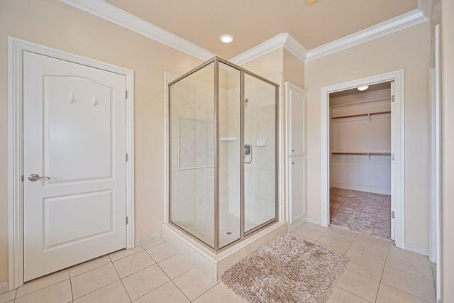 7688 Marina Cove Dr, Sacramento, CA 95831