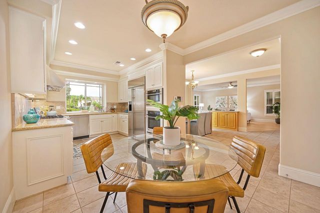 7688 Marina Cove Dr, Sacramento, CA 95831