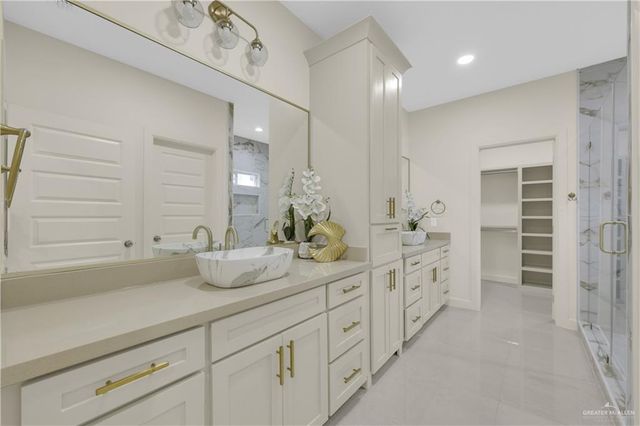 2908 E Uva Avenue, Hidalgo, TX 78557