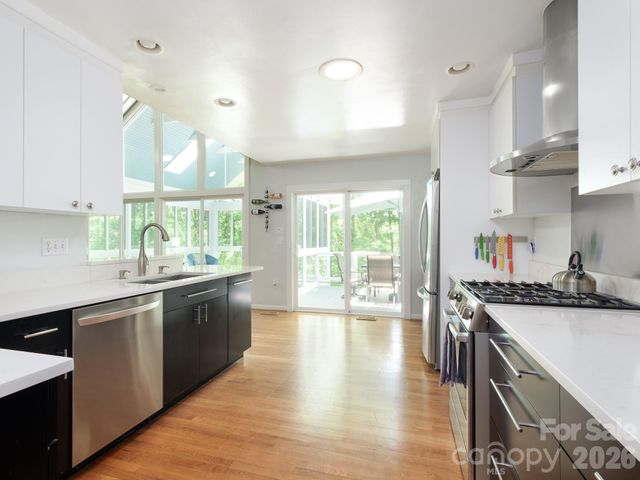 30 Cherokee Trail, Fletcher, NC 28732
