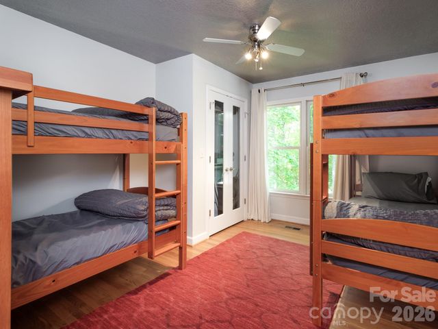 30 Cherokee Trail, Fletcher, NC 28732