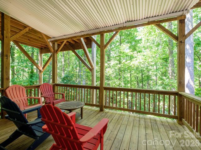 30 Cherokee Trail, Fletcher, NC 28732