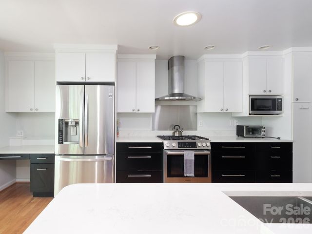 30 Cherokee Trail, Fletcher, NC 28732