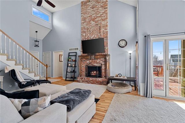 11332 KING Street, Overland Park, KS 66210