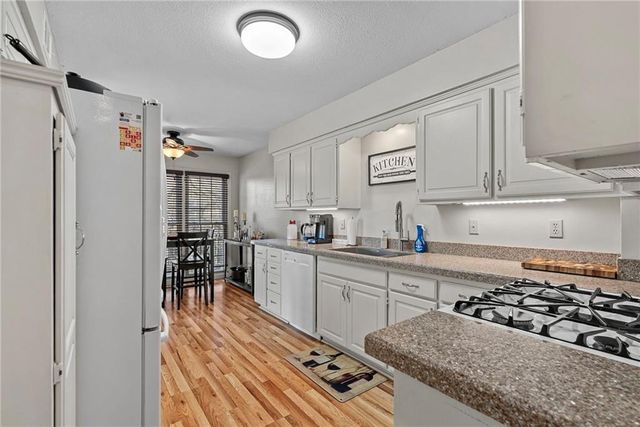 11332 KING Street, Overland Park, KS 66210