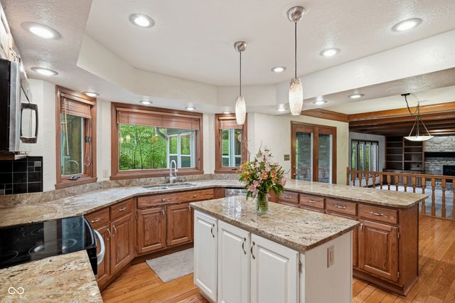 1007 Larkspur Circle, Carmel, IN 46033