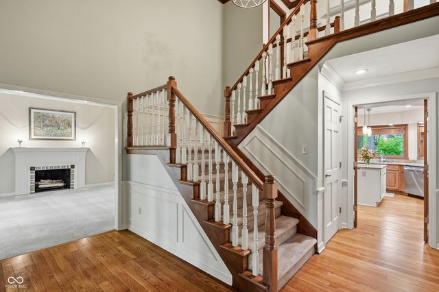 1007 Larkspur Circle, Carmel, IN 46033