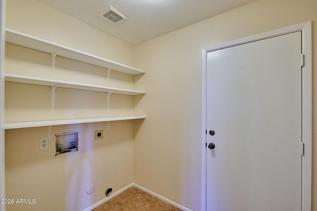 1516 E FREMONT Road, Phoenix, AZ 85042