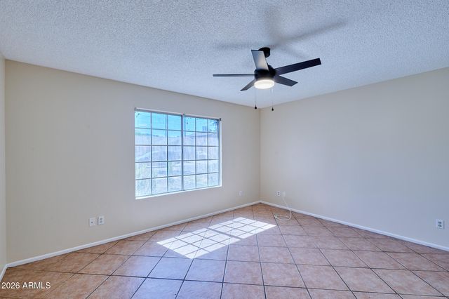 1516 E FREMONT Road, Phoenix, AZ 85042