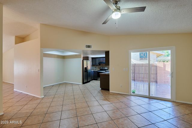 1516 E FREMONT Road, Phoenix, AZ 85042