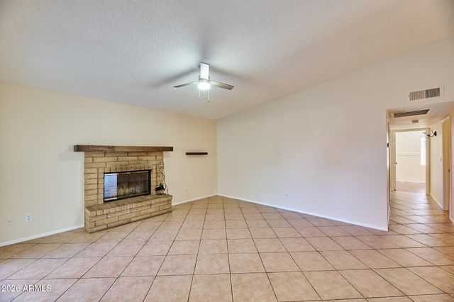 1516 E FREMONT Road, Phoenix, AZ 85042