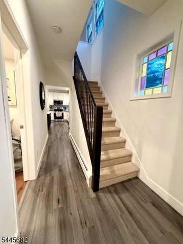 85 Kinnelon Rd, Kinnelon Boro, NJ 07405