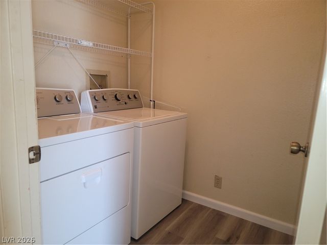 5712 Swimmer Drive, Las Vegas, NV 89110