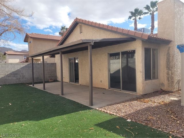 5712 Swimmer Drive, Las Vegas, NV 89110