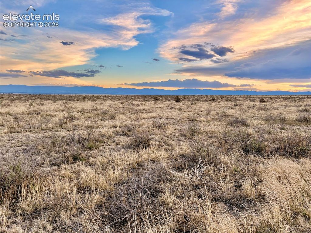 1094 N GANTTS FORT Avenue, Pueblo, CO 81007 — exterior