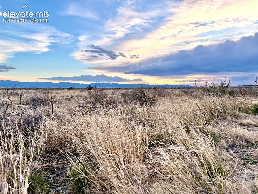 1094 N GANTTS FORT Avenue, Pueblo, CO 81007 — photo 3