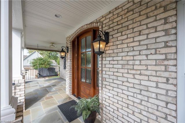 1953 Woodstock Road, Clemmons, NC 27012