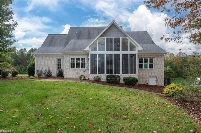 1953 Woodstock Road, Clemmons, NC 27012