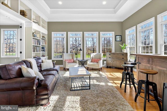 111 RED OAK WAY, Belle Mead, NJ 08502