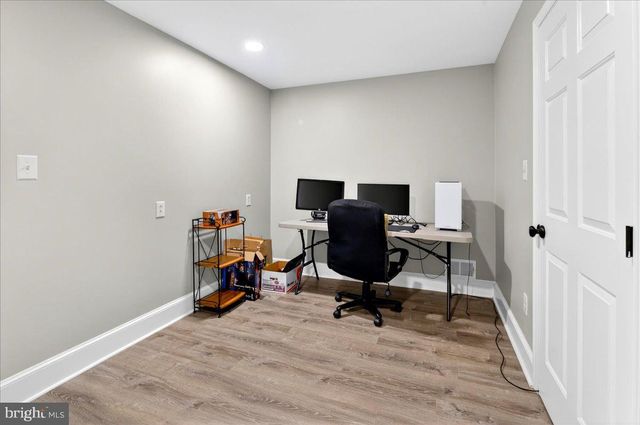 111 RED OAK WAY, Belle Mead, NJ 08502