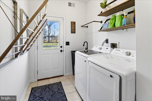 111 RED OAK WAY, Belle Mead, NJ 08502