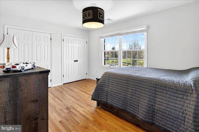 111 RED OAK WAY, Belle Mead, NJ 08502