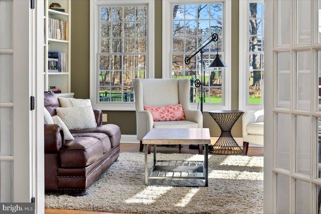 111 RED OAK WAY, Belle Mead, NJ 08502