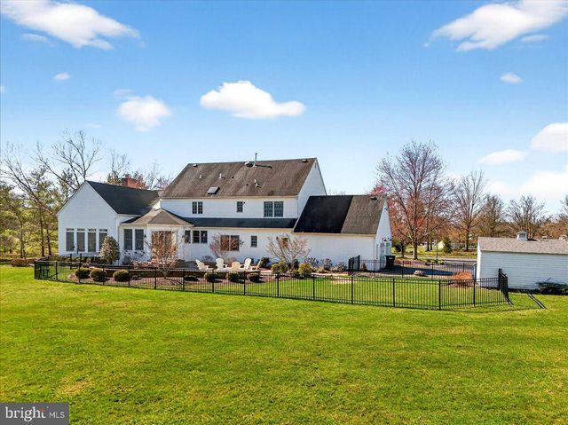 111 RED OAK WAY, Belle Mead, NJ 08502