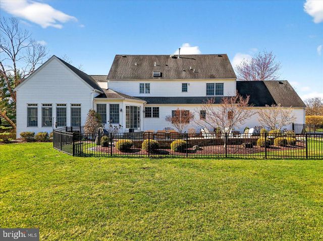 111 RED OAK WAY, Belle Mead, NJ 08502