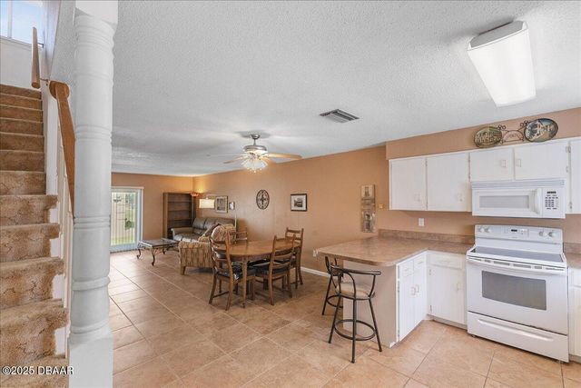 616 Lenox Avenue, Daytona Beach, FL 32118