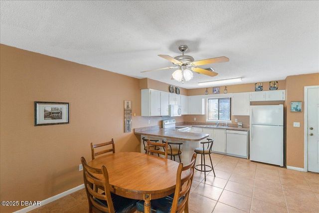 616 Lenox Avenue, Daytona Beach, FL 32118
