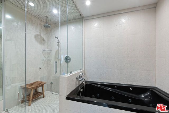 8401 Fountain Avenue 8, West Hollywood, CA 90069