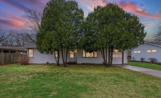 1419 Cambridge Drive, Champaign, IL 61821