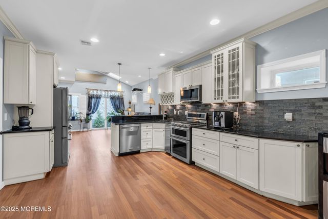 97 Navesink Avenue, Highlands, NJ 07732