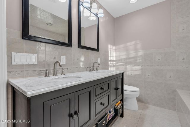 97 Navesink Avenue, Highlands, NJ 07732