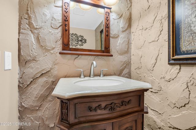 97 Navesink Avenue, Highlands, NJ 07732