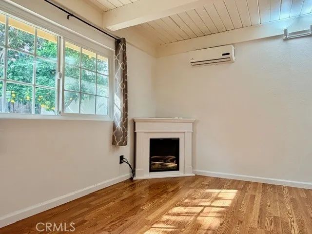 23551 Venisia, Laguna Hills, CA 92653