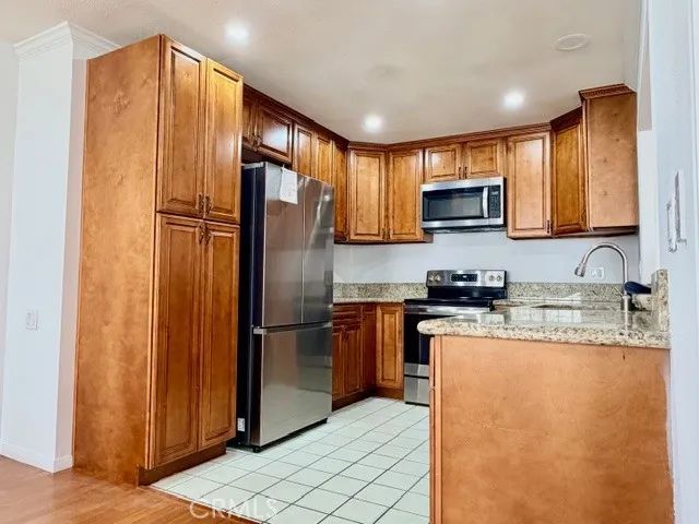 23551 Venisia, Laguna Hills, CA 92653