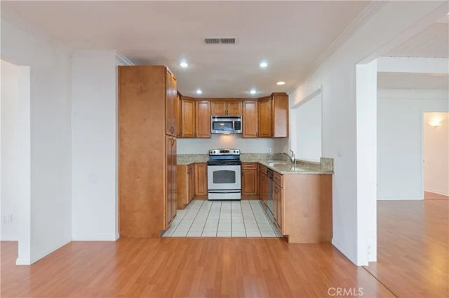 23551 Venisia, Laguna Hills, CA 92653