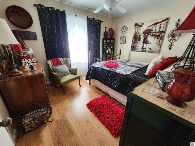 811 Guthrie Drive 12, Block E, Murray, KY 42071