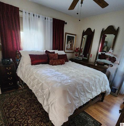 811 Guthrie Drive 12, Block E, Murray, KY 42071