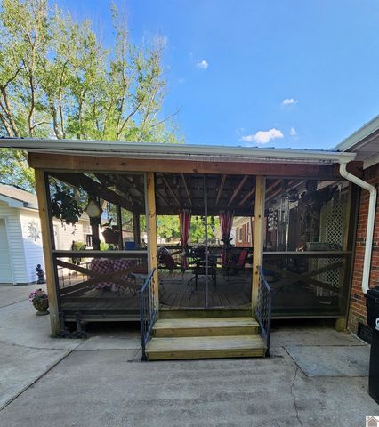 811 Guthrie Drive 12, Block E, Murray, KY 42071